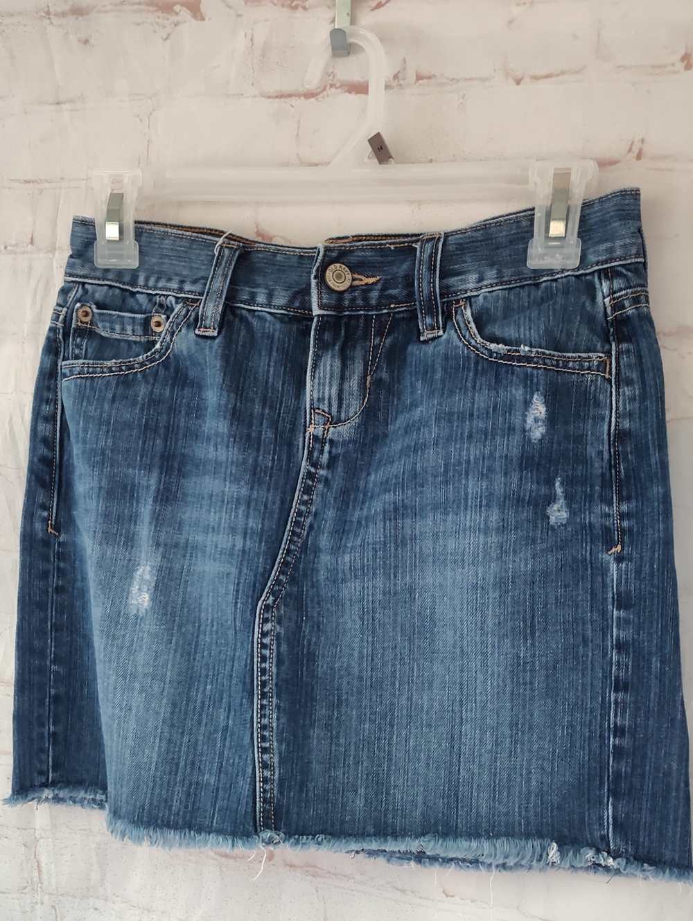 Old Navy Lightly Distressed Denim Mini Skirt Size 0